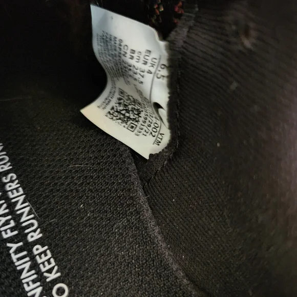 Nike Black Knit Sneakers, Size 6.5 - Picture 3 of 4